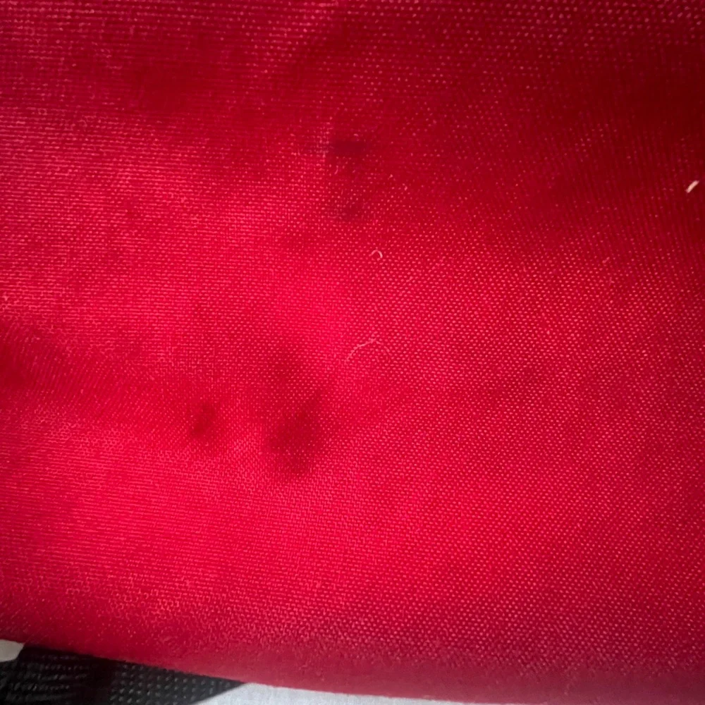 🎀Stylish Red Messenger Bag with Black Trim - Picture 4 of 11